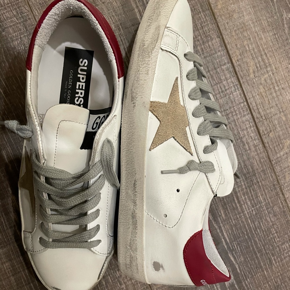 NWT Golden Goose Superstars